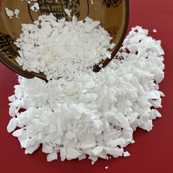 二水氯化钙在建筑材料中有何应用？